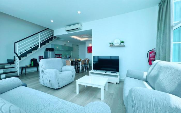 Maritime Suite Duplex 3Bedroom George Town by UHM