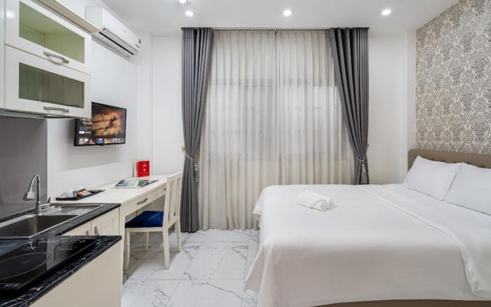 Lotus Hotel 18 Nguyen Phi Khanh 