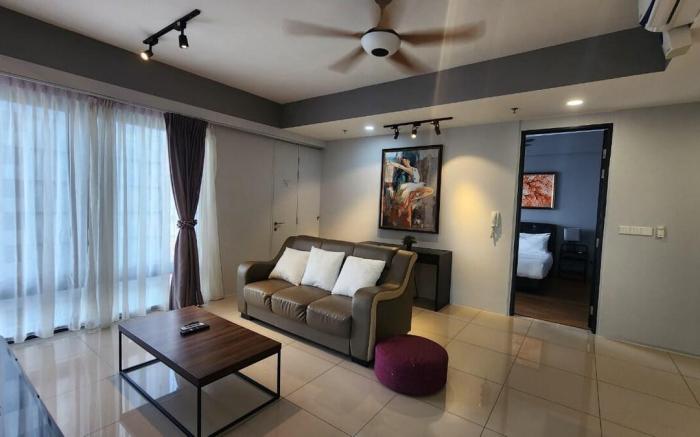 Seaview Tropicana218 3BR 2CP