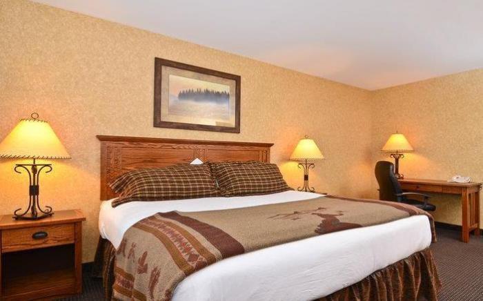 Best Western Plus Kelly Inn and Suites