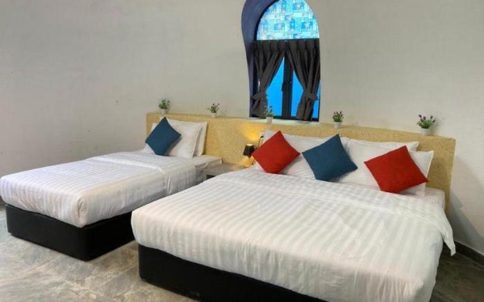 Mamee Domes (Triple Room)