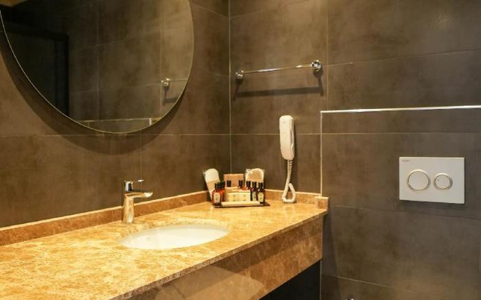 Ada Port Hotel Adults Only