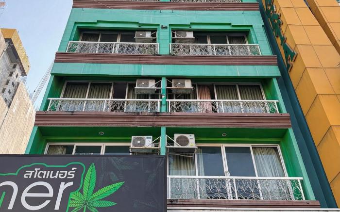 Green Hotel (Without Balcony)