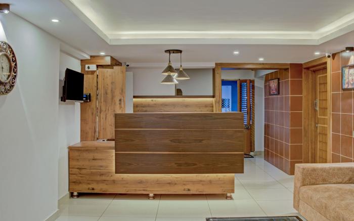 LUCENT THE LUXURY HOTEL