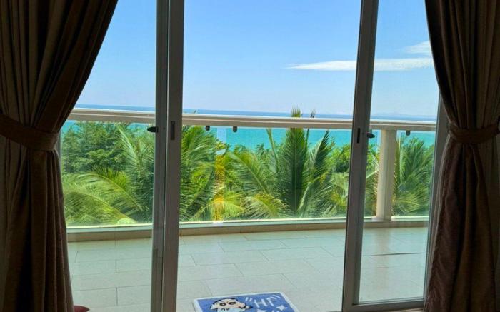 Apartment with 2 Bedrooms and Sea View
