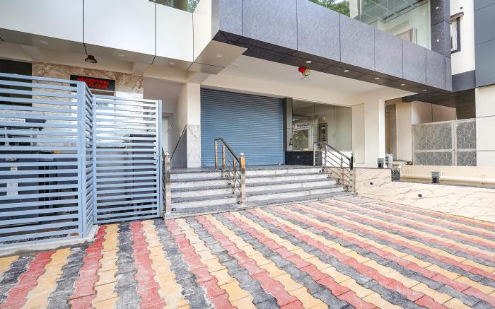 FabHotel Redmoon Suites - Near Brookefield / Marathahalli Bridge