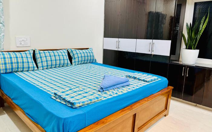 TrueLife Homestays - Sai Nivas - 3BHK AC Apartments for group of families - Best location - Flyover 