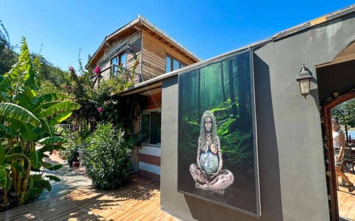 Gaia Bungalow