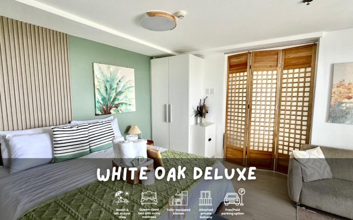 Deluxe: Family Room 1BR w/ Queen Bed & Beach View