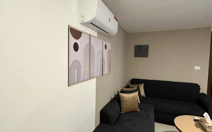 Stylish Luxe Apartment Fr 0005