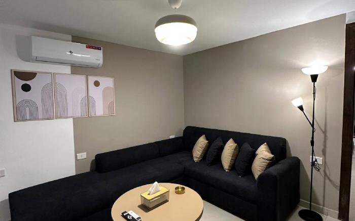 Stylish Luxe Apartment Fr 0004
