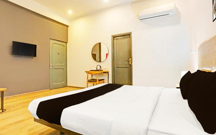 Super Townhouse Vijay Khand Gomti Nagar
