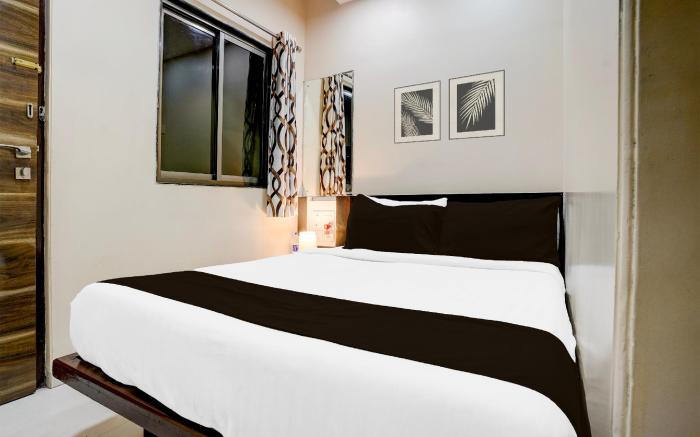 Super Collection O Airport Metro Andheri East