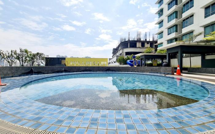 8 Guest Duplex 1 Room Studio Cyberjaya D Pulze MMU