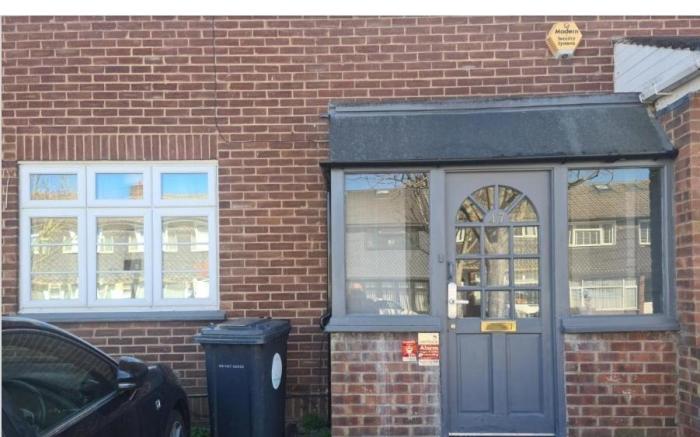 London standard double room for 2