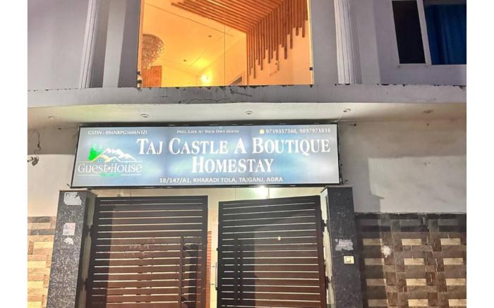 Taj Castle Guest House