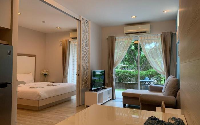The Sea Condominium@Pranburi (For 2 people)