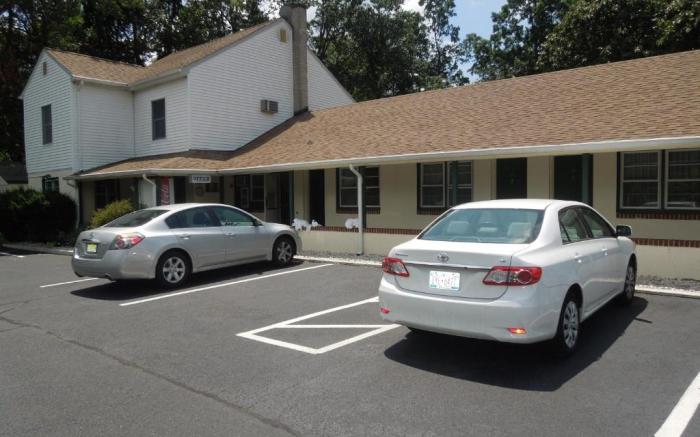Shore Hills Motel
