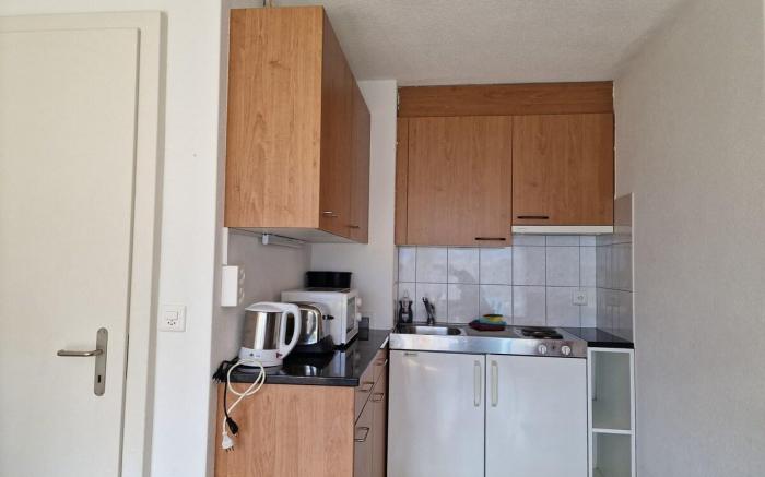 Gorgeous studio with Lake view