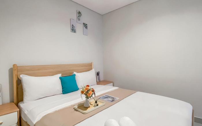 Spacious Comfort 2BR Tamansari Iswara By Travelio