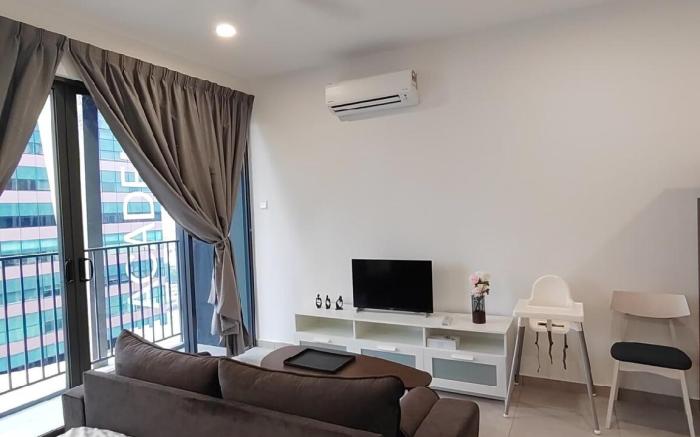 Studio at Bandar Sunway [YOLO]