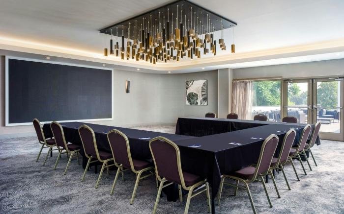 Delta Hotels Ontario Airport