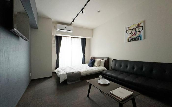 Stylish 1 BR Apt near City Centre for 3Ppl