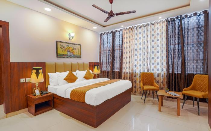 Hotel Devine
