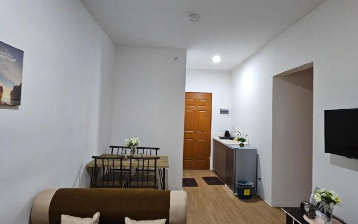 Cozy 2BR Apt Near J Park Resort