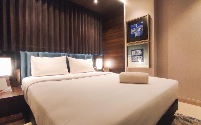 Luxury 3BR Apt at One Icon Residence By Travelio