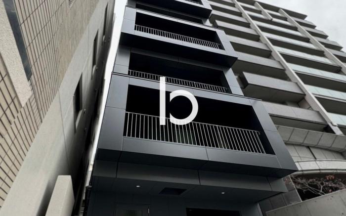 New Modern Studio in the City Center