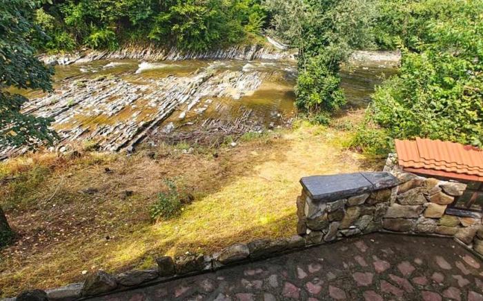 Waterfall Guests House