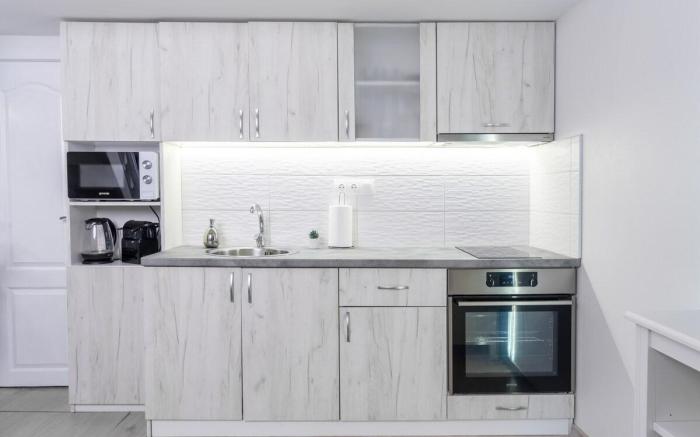 DejaBlue, Old City Center Studio