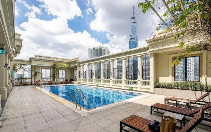GEM Residence - The Manor Central