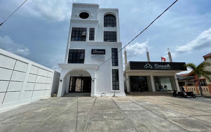 Capital O 94254 Dental Inn