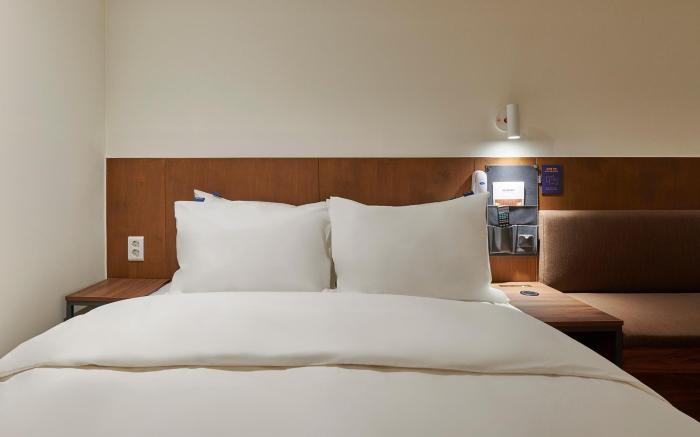 Just Stay Hotel Asan City Hall Branch