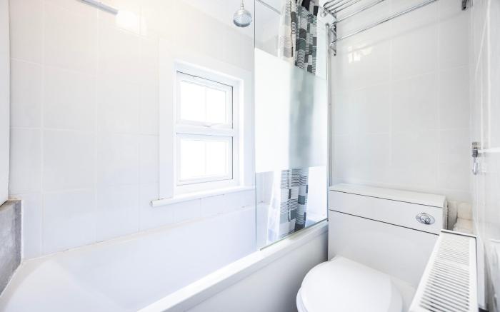 Modern 1 BR Near Brick Lane