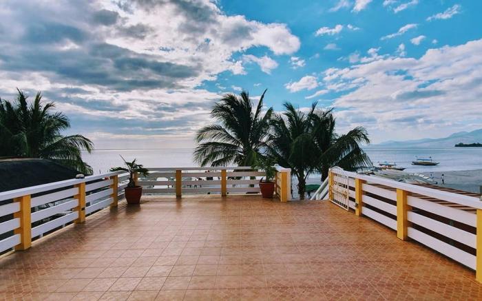 Phi-Phi Beach Resorts & Hotel
