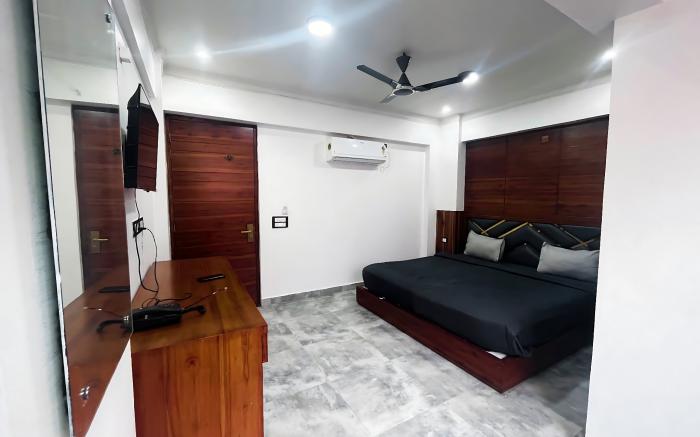 Hotel Tapovan Hill