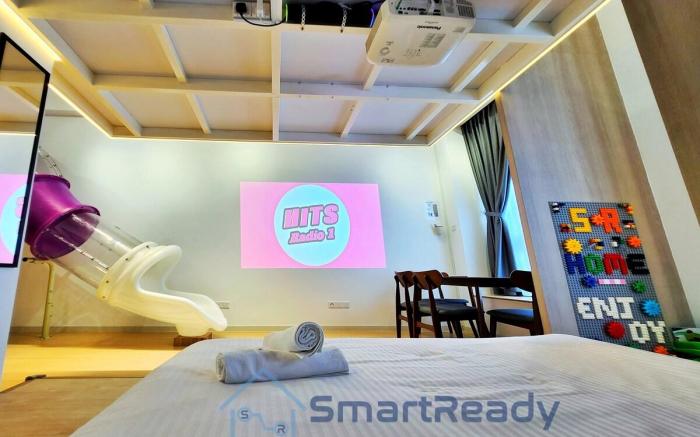 SR HOME- GRID Roblox themed near Legoland