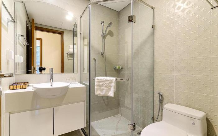 5 beds (2 apartment which 3Brs and 2Brs) in Vinhom