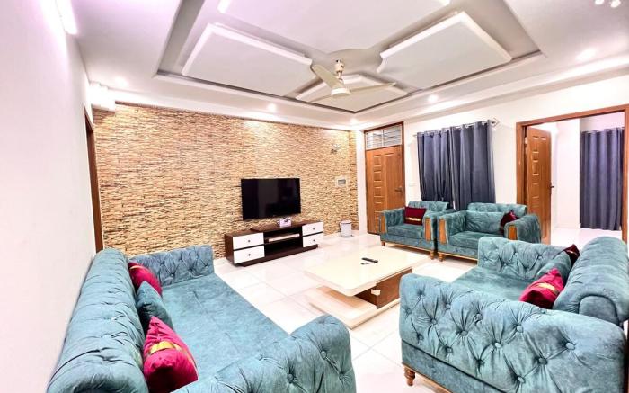 3 Bedrooms Apartment E11/2 Islamabad Family Place