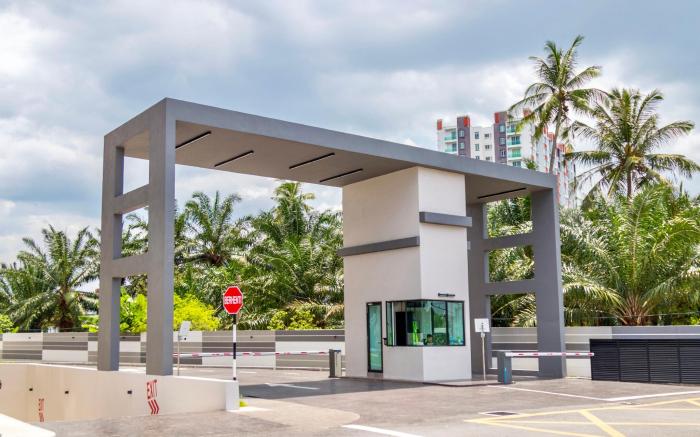 Marc Co - Living by Cobytat 