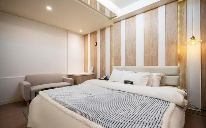 Cheongdo Hotel X