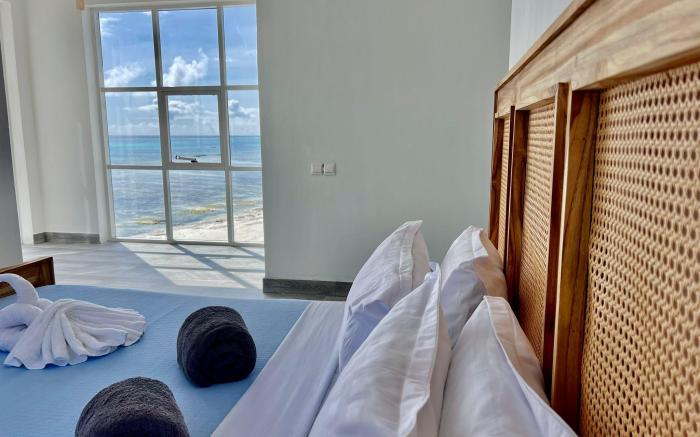 Chaza Beach Hotel