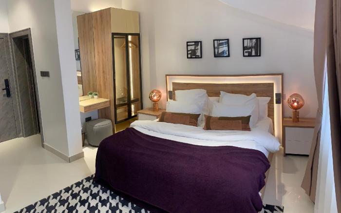 The Addison Hotels and Apartments