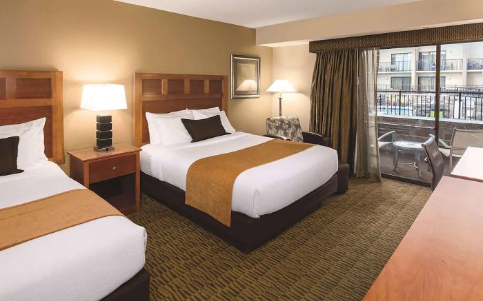 Wyndham Bloomington - Mall of America