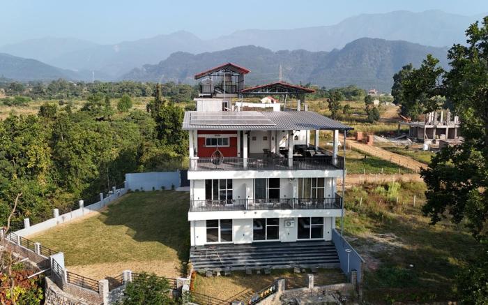 River cliff resort