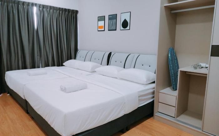 Danga Bay Partial Seaview 3Bed 8Paxs by One 9 Stay