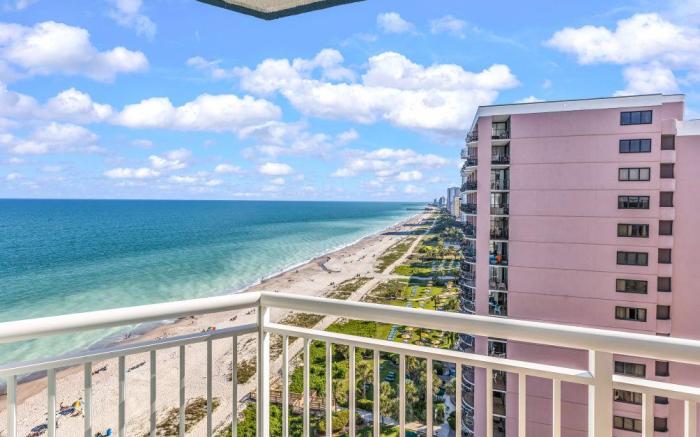 Carolinian Corner Gem Views!